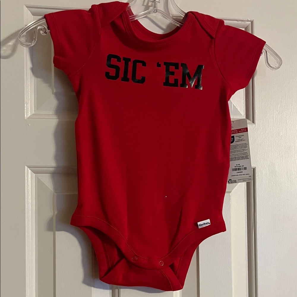 Georgia bulldogs - New red Short Sleeve Onesie. 18 month